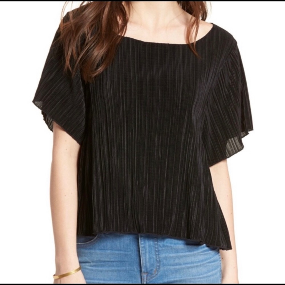 Madewell Pleated Short Sleeve Blouse in Black
